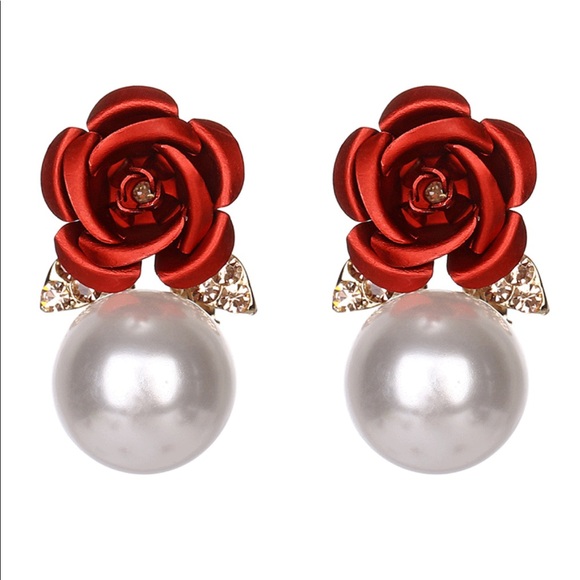 Earrings - Picture 1 of 1